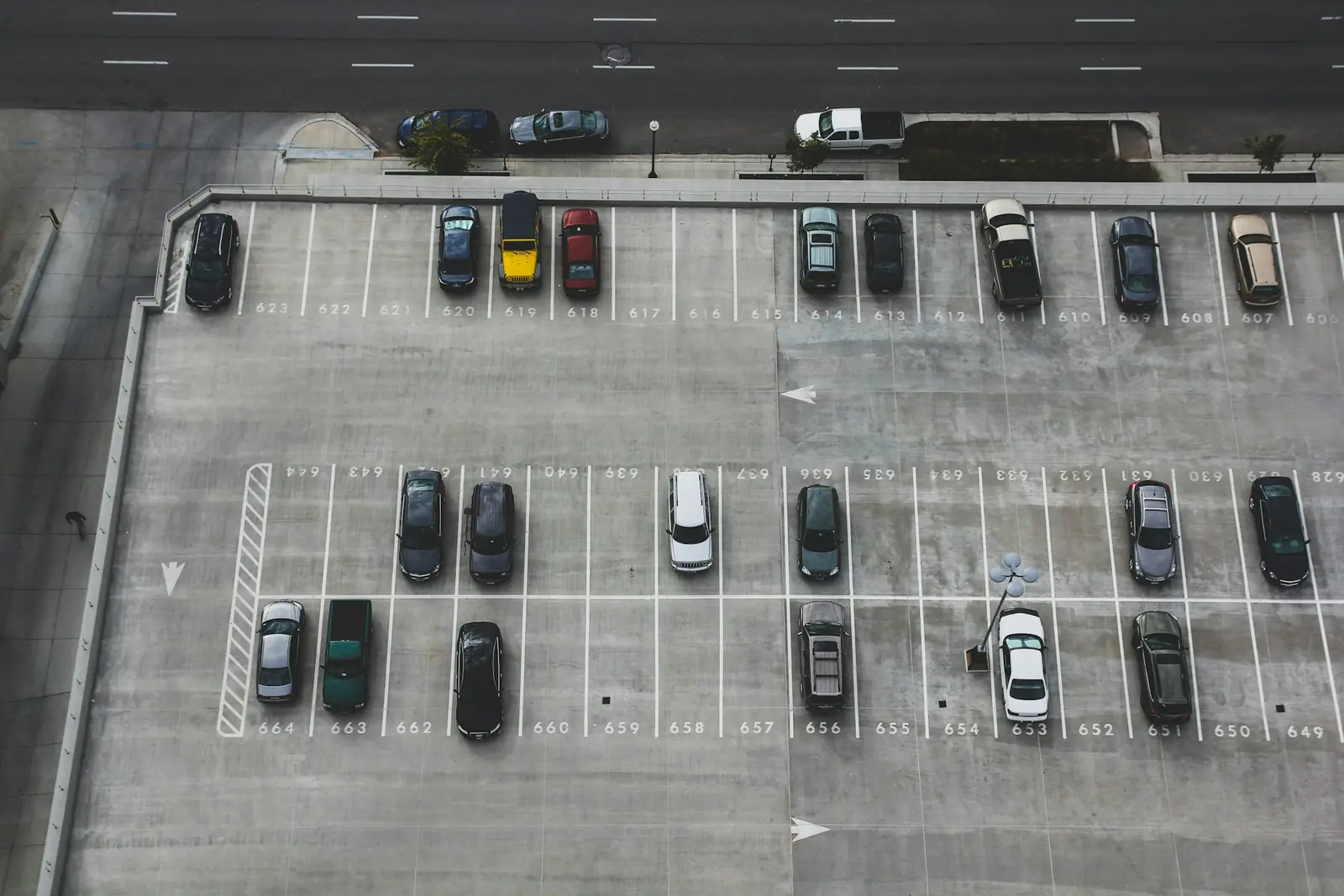 Privatni parking blizu Aerodroma Sarajevo – M Park